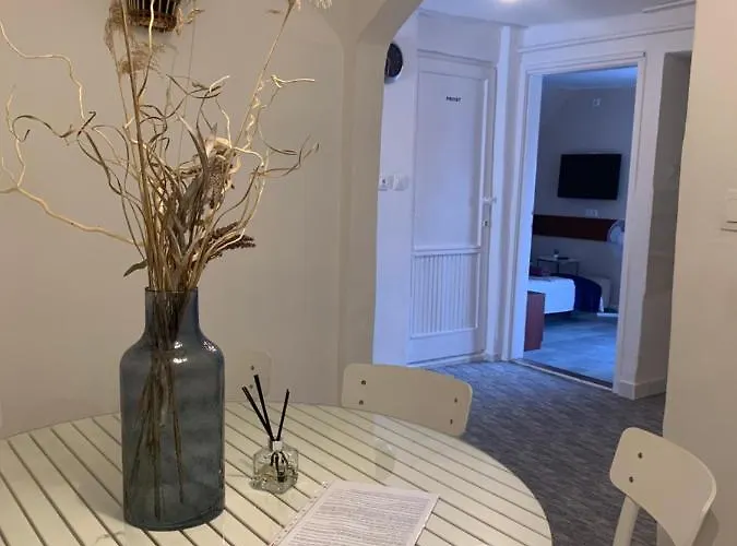 Simply House 公寓 *